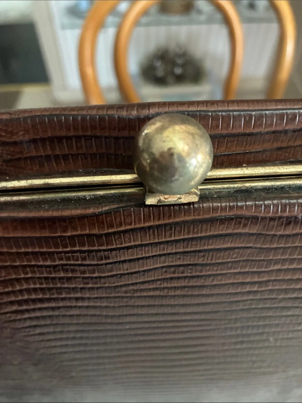 50s Vintage Brown Lizard-Embossed Frame-Top Clutch